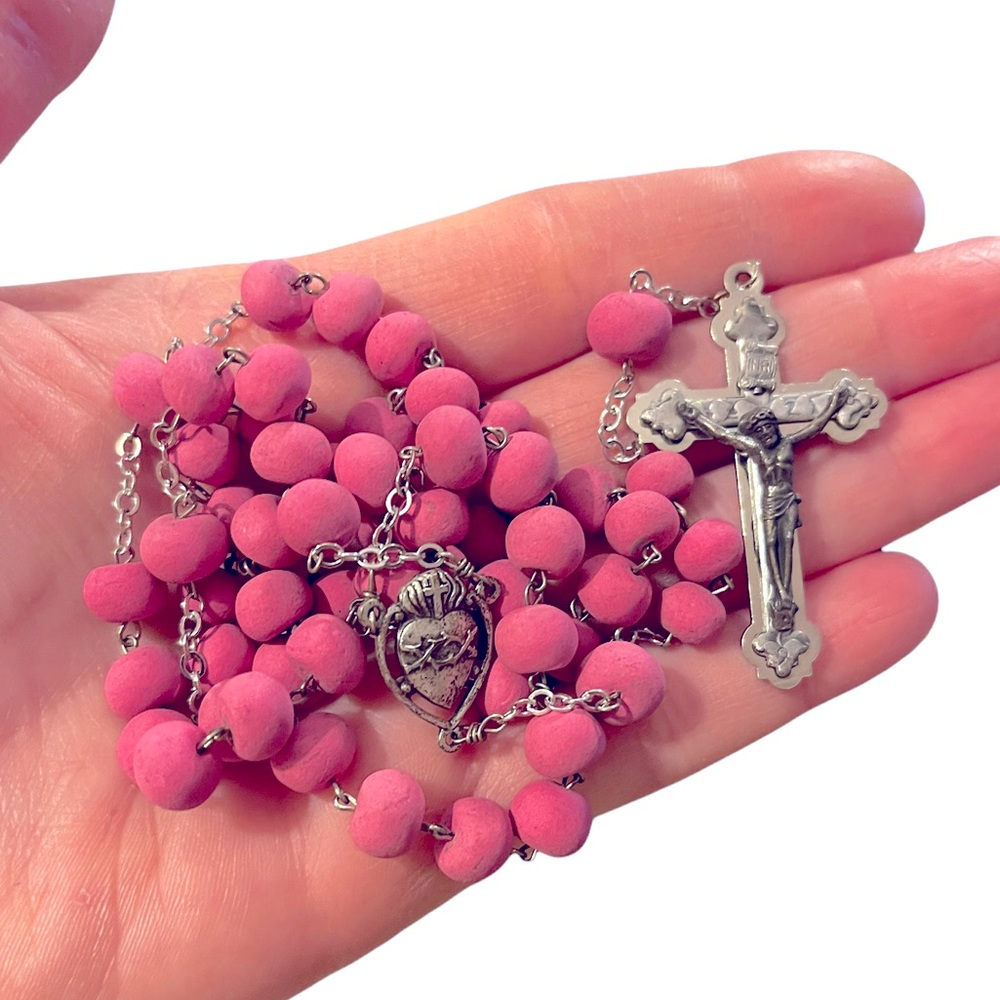 Vintage pink bead Silver cross crucifix rosary Italy Catholic necklace